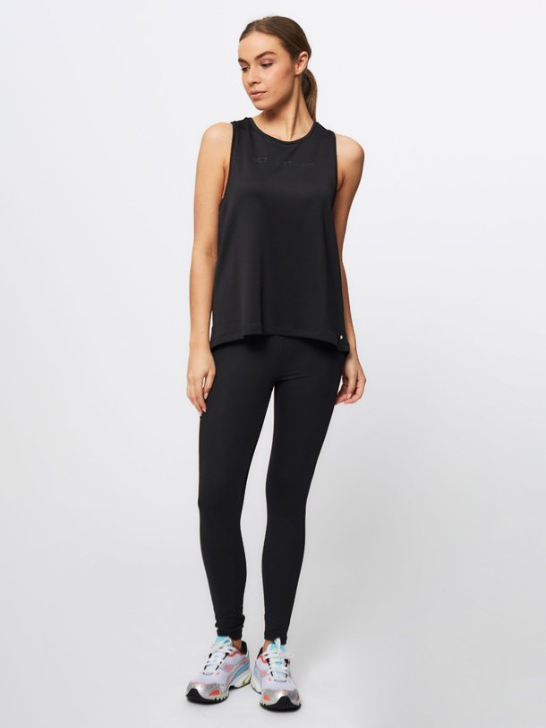 Ontdek de Elza rayonmix top met print van Studio Anneloes in de kleur zwart bij Orangebag. Op werkdagen voor 21:45 besteld, morgen in huis.