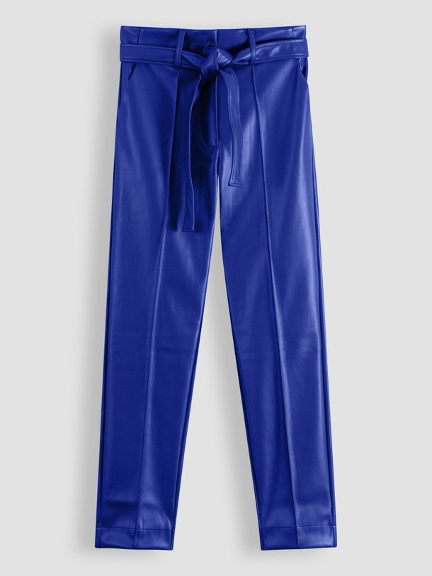 Ontdek de Mita leatherlook paperbag broek van Studio Anneloes in de kleur kobalt bij Orangebag. Op werkdagen voor 21:45 besteld, morgen in huis.
