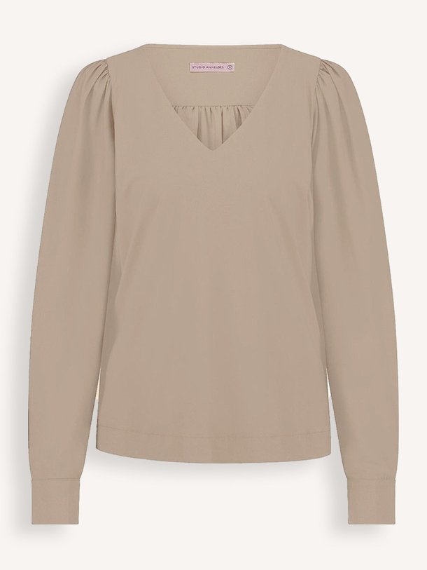 Ontdek de Les medium travel jersey top van Studio Anneloes in de kleur zand bij Orangebag. Op werkdagen voor 21:45 besteld, morgen in huis.