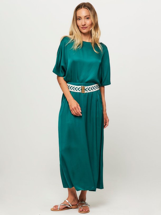 Ontdek de Daphne viscose/rayonmix A-line rok van Studio Anneloes in de kleur groen bij Orangebag. Op werkdagen voor 21:45 besteld, morgen in huis.