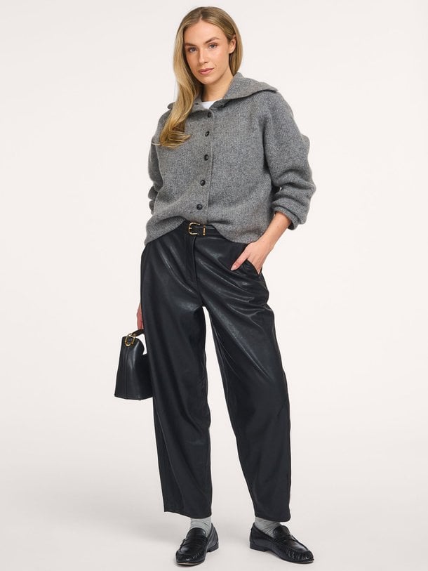 Alba Pants Alba, leatherlook barrel broek