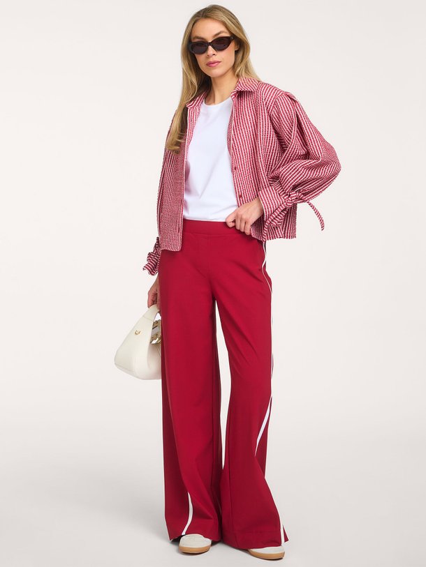 Levie, heavy travel jersey met bies