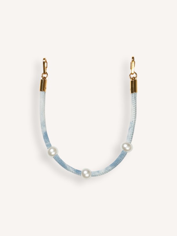 Effortless blue cord