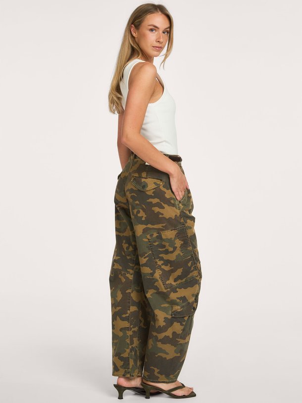 Flight, high waist barrel fit jeans