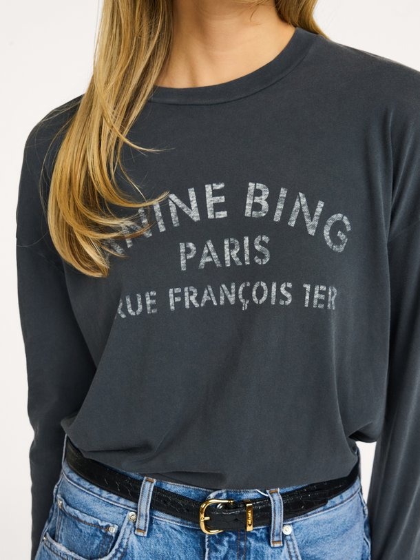 IVAN LONG SLEEVE PARIS STENCIL Ivan, katoenen longsleeve met print