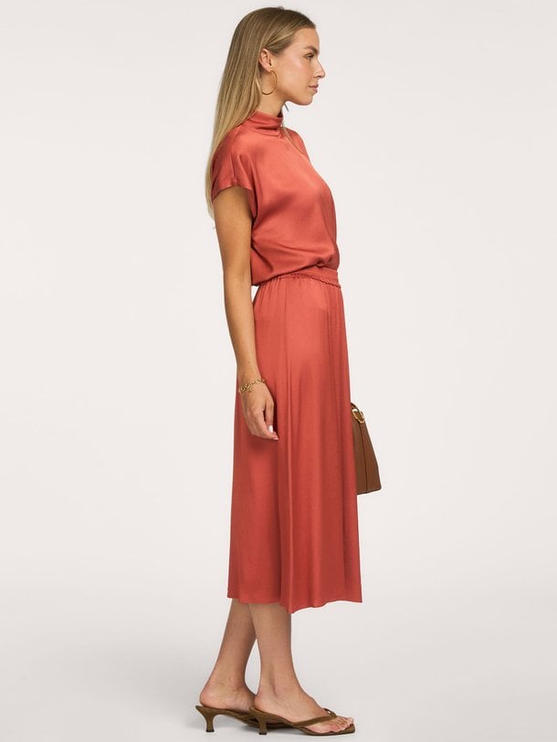 130065 Elarin, geweven rok
