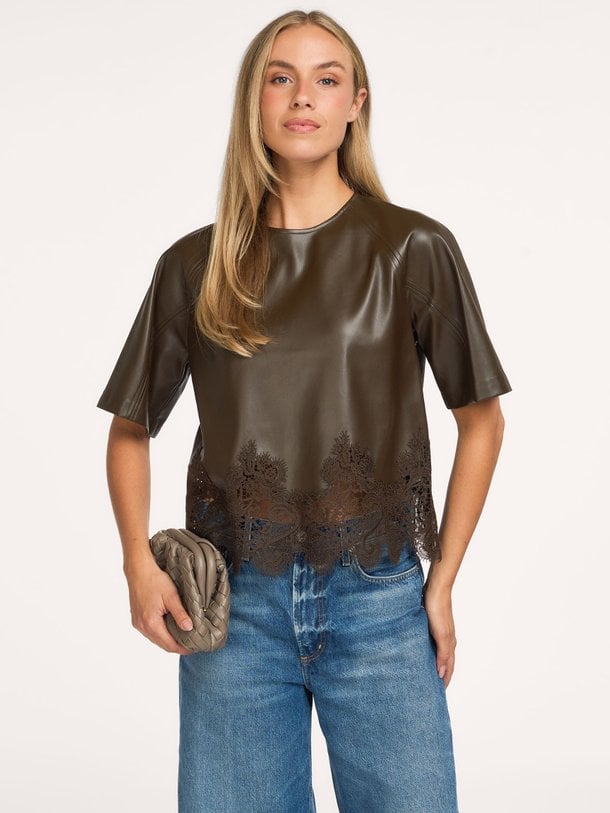 London, leatherlook top met kant