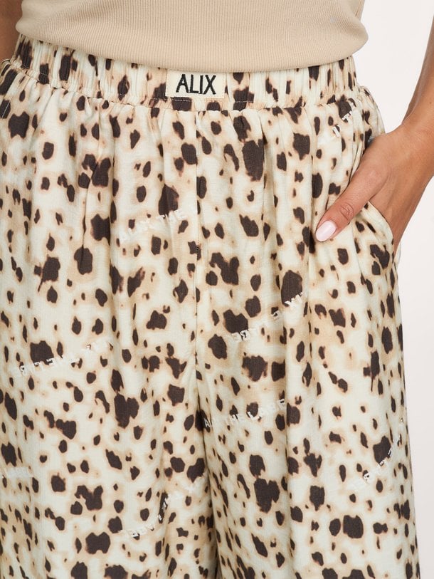 ladies woven animal wide leg pants Viscosemix broek met print