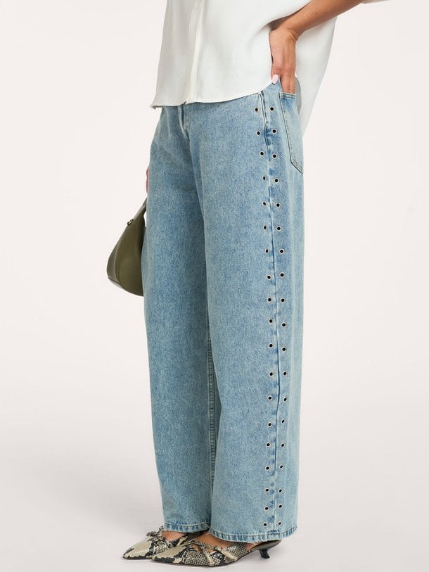 ladies woven studded barrel denim pants High waist barrel fit jeans met studs