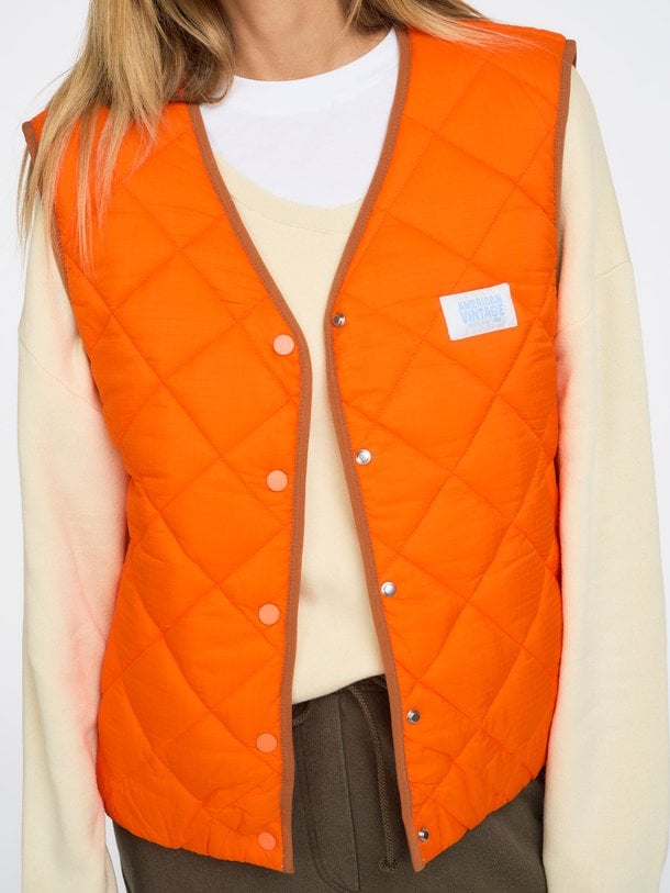 Yupibam, geweven bodywarmer