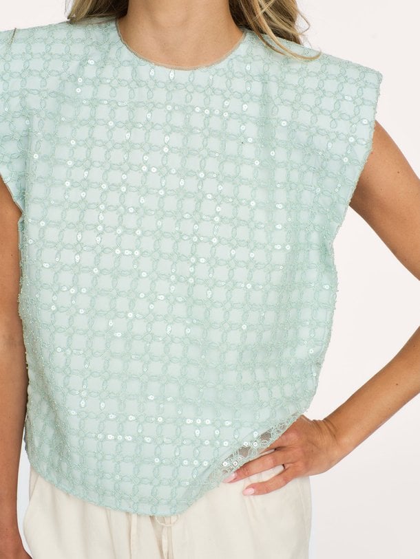 LUCIE SEQUINS TOP - BCR1487 Lucie, geweven top met pailletten