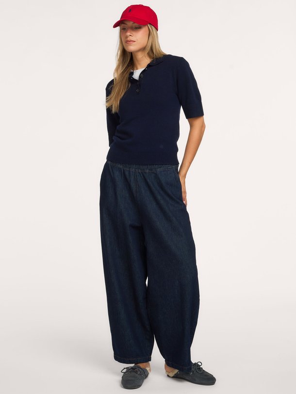 Okay, high waist barrel fit jeans