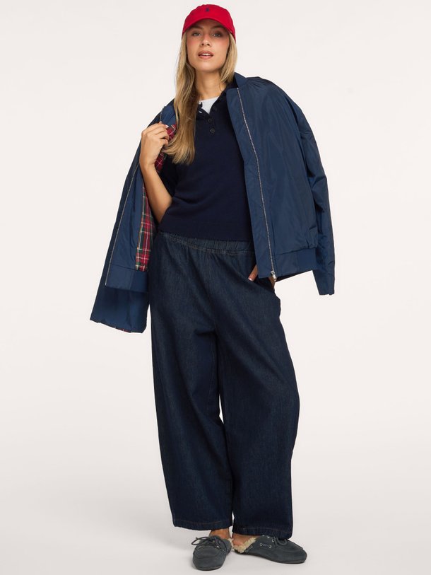 Okay, high waist barrel fit jeans