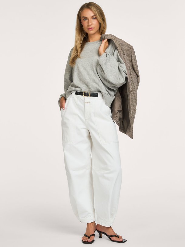 Rhannon, mid waist barrel fit non-stretch jeans