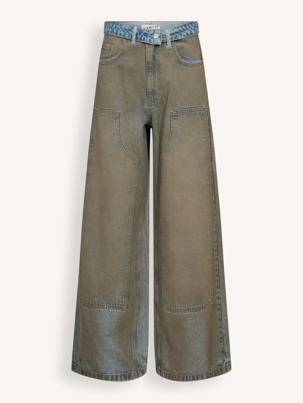 Celeste Patch Vintage Tall Jeans Celeste, mid waist wide fit jeans