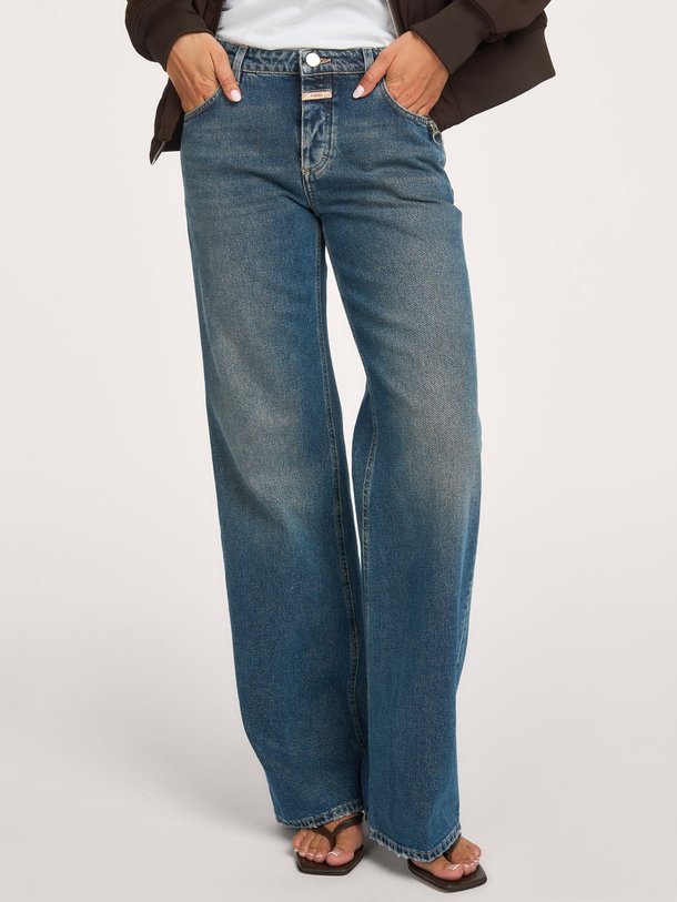 Gillan, low waist wide leg jeans