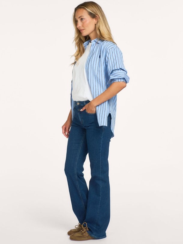 Jovanna, mid waist flared fit jeans