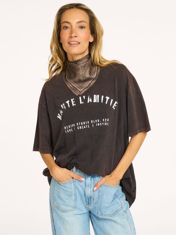 Noma Acid Curve Studio Tee Katoenen T-shirt met logo