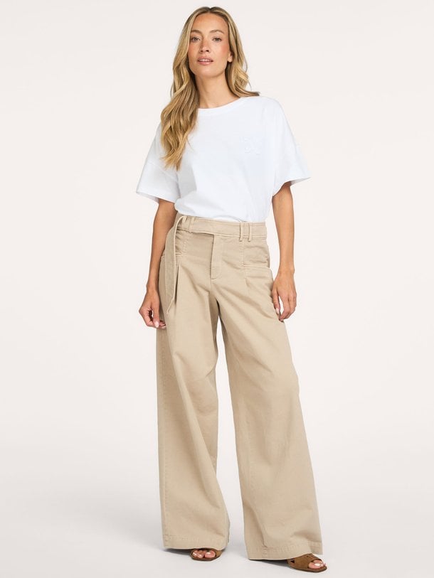 WES Wes, mid waist loose fit jeans