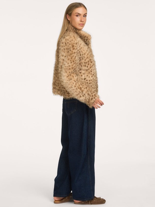 Enjoy, faux fur jack
