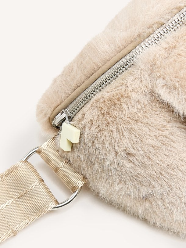 HOSWEL62 F2632 Hoswel, faux fur crossbody tas