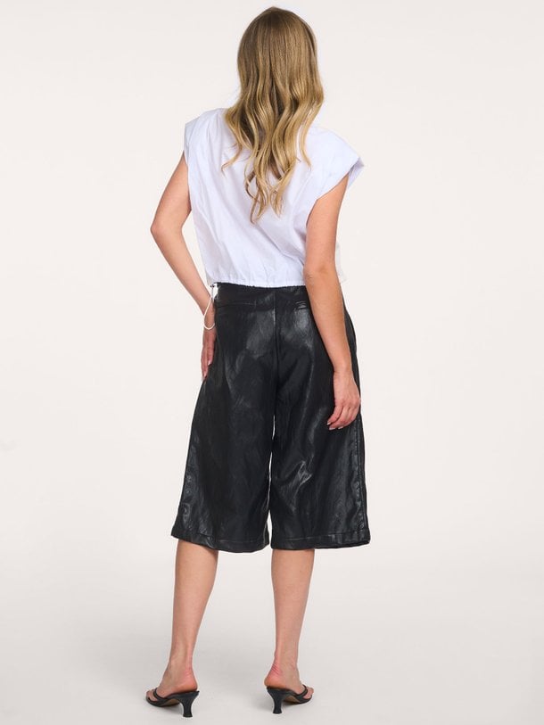 GittCC Pleat Bermuda Gitt, leatherlook bermuda broek