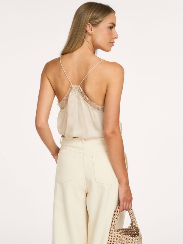 pia satin top Pia, viscosemix satijnen top met kant