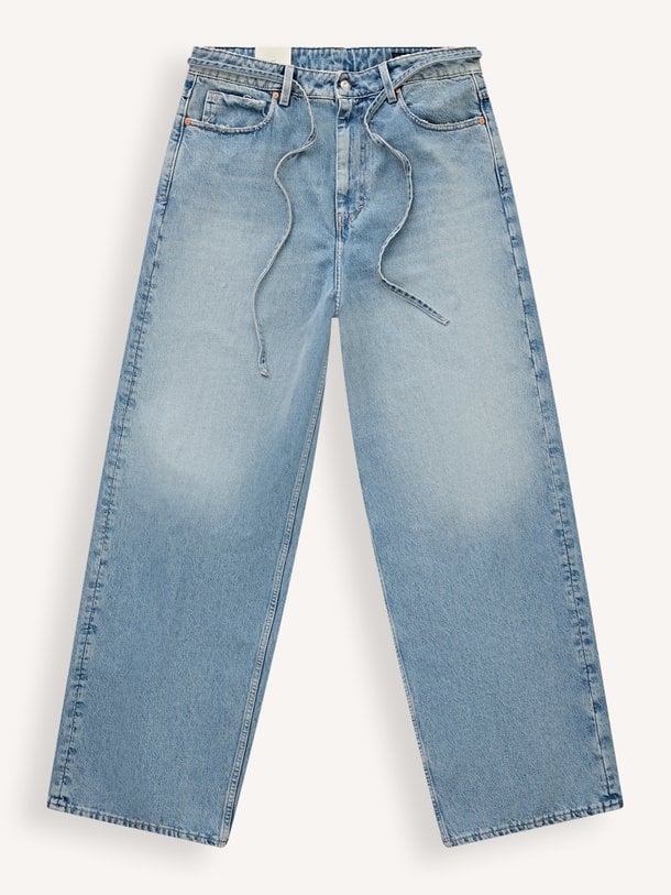 Noah, high waist barrel fit jeans