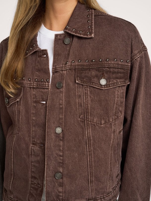 AUDRISW DENIM JACKET WITH RIVETS Audri, denim jack met studs