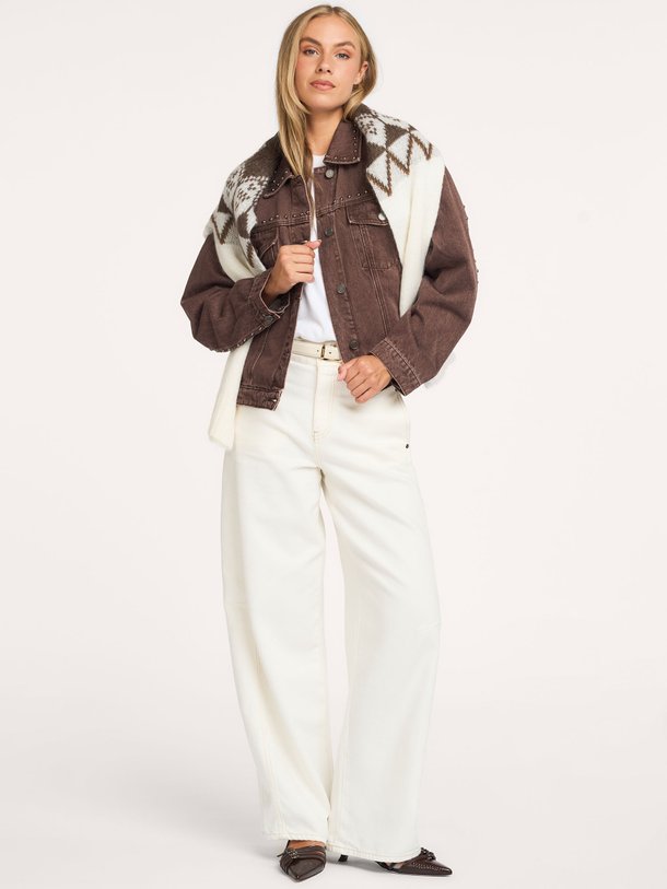 AUDRISW DENIM JACKET WITH RIVETS Audri, denim jack met studs