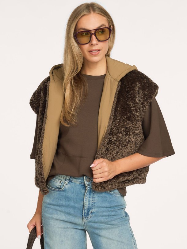 Fake fur reversible bodywarmer