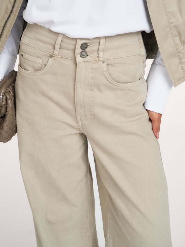 01-311166-608 High waist wide leg jeans