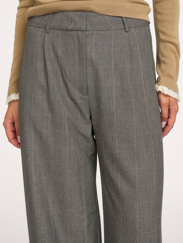 01-301284-609 Viscosemix geruite broek