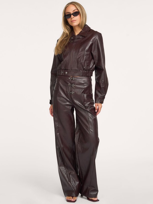 Meave, leatherlook broek