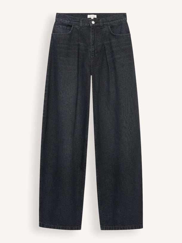 Yoes, high waist barrel fit jeans