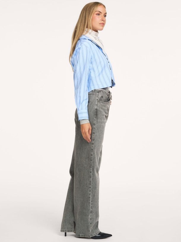 High waist barrel fit jeans