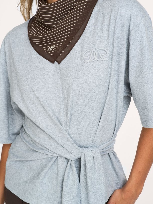 Dori Wrap detail tee Dori, katoenen wrap T-shirt