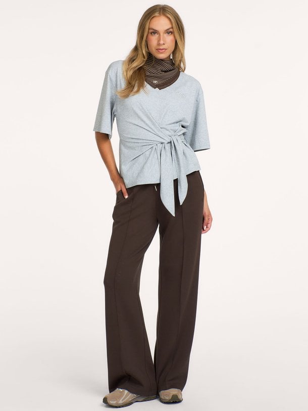 Dori Wrap detail tee Dori, katoenen wrap T-shirt