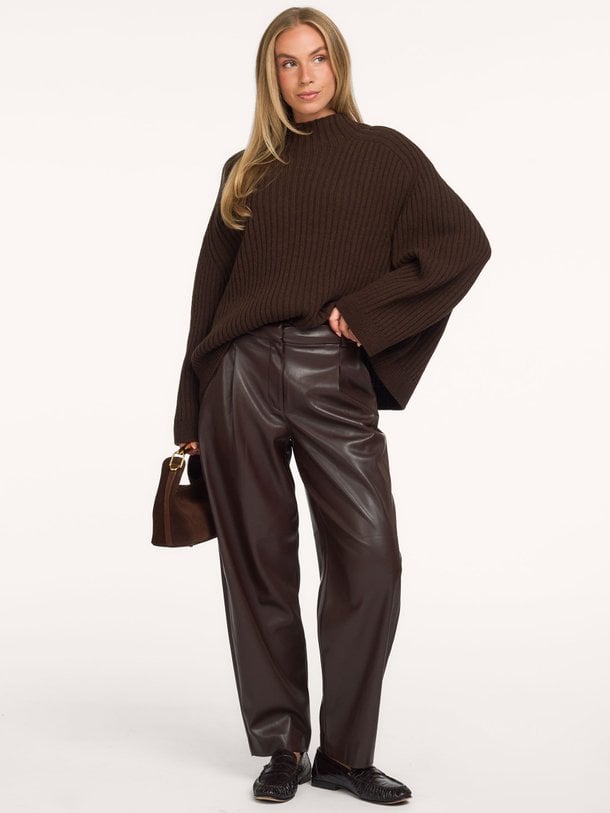 Minora faux leather barrel pants Minora, leatherlook barrel broek