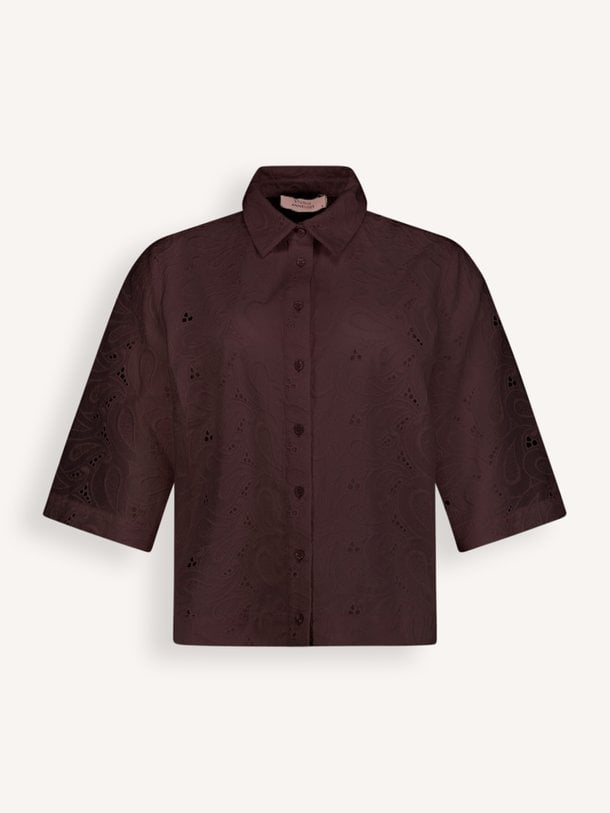 Nyra, katoenen blouse met borduursel