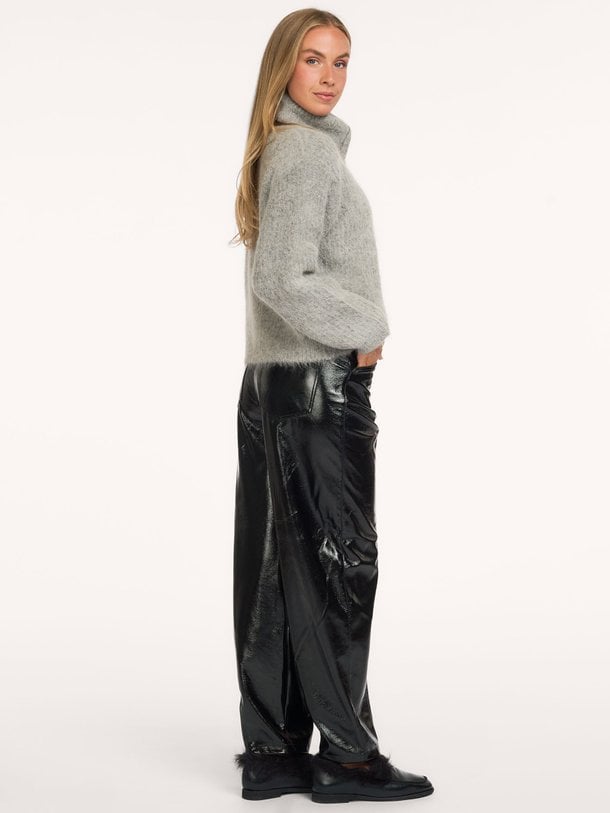 Scene patent faux leather pants Svene, lak leatherlook wde leg broek