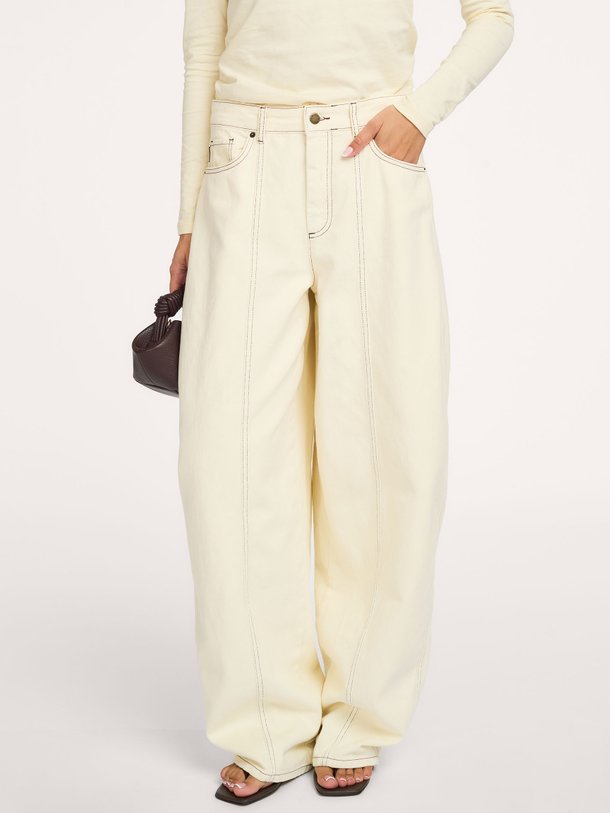 Arden, high waist barrel fit jeans