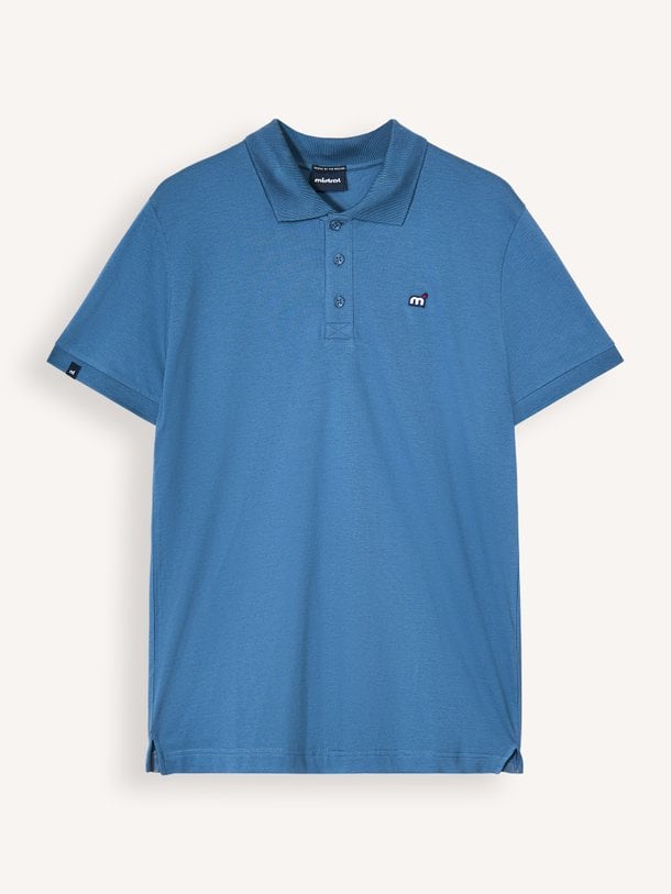 Mistral 3804266119005 online kopen | Orangebag Ontdek deze tijdloze blauwe polo van Mistral. Een essentieel item voor je garderobe met een klassieke pasvorm en subtiel logo. Shop nu bij Orangebag.