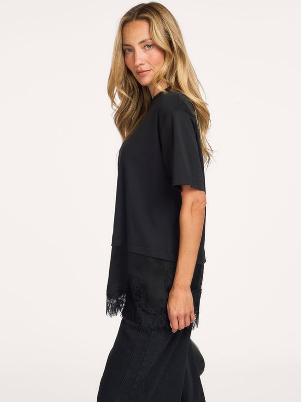 Vaccara Lace Tee Vaccara, katoenen T-shirt met kant