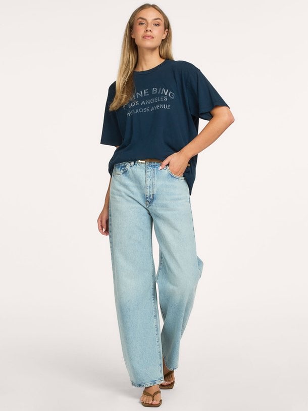 The Bow, mid waist barrel fit jeans