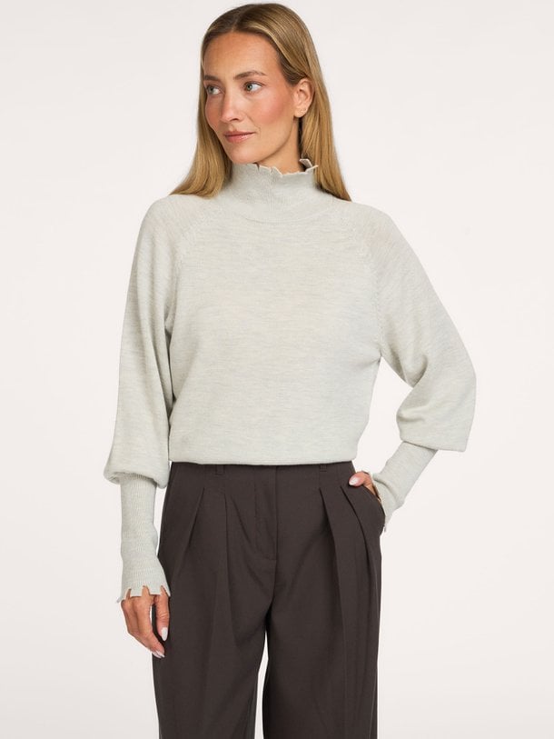 VISOU Coll & long cuff fine knit sweater Visou, merino wollen coltrui