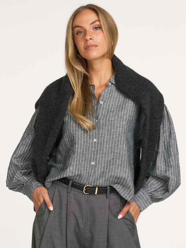 sarah short thin stripe blouse Sarah, linnen/katoenmix gestreepte blouse