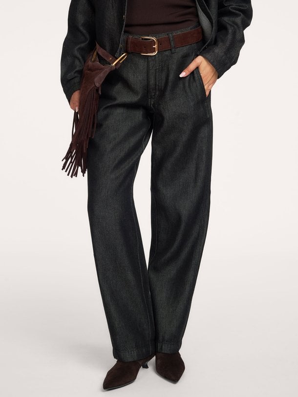 Kendel, high waist barrel fit jeans