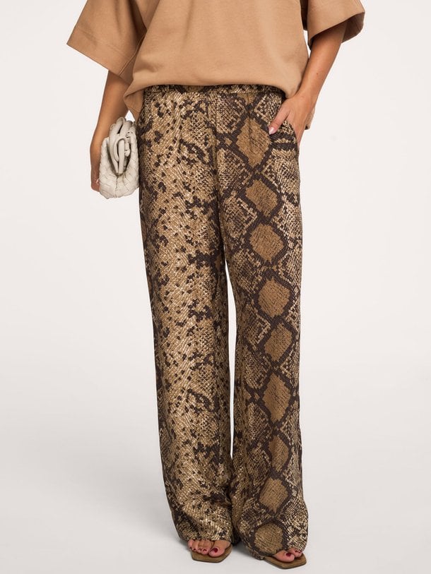 Mienke snake trousers Mienke, katoenmix broek met print