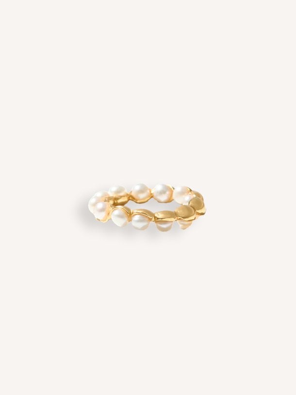 West, vergulde ring met parels